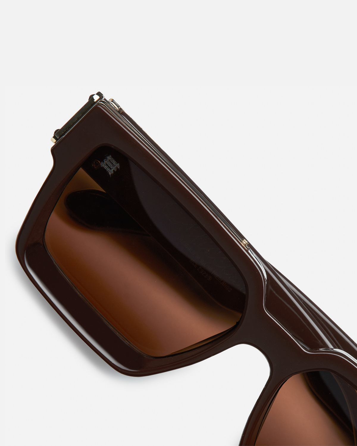 AUTHENTIC BROWN